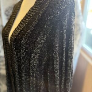 Torrid Woman’s Plus Long Cardigan Black W Gold Shimmer Dressy NWT 4X Holiday